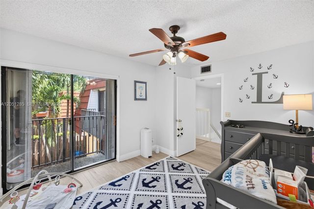 719 NW 98th Cir, Plantation, FL 33324