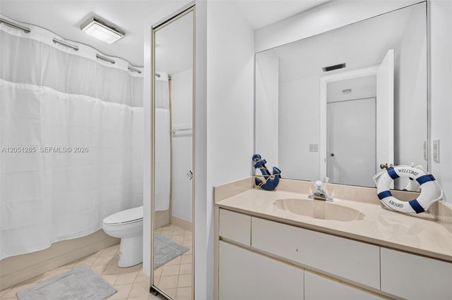 719 NW 98th Cir, Plantation, FL 33324