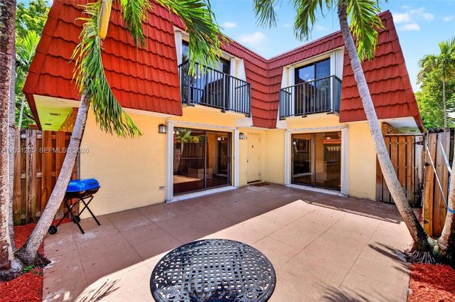 719 NW 98th Cir, Plantation, FL 33324