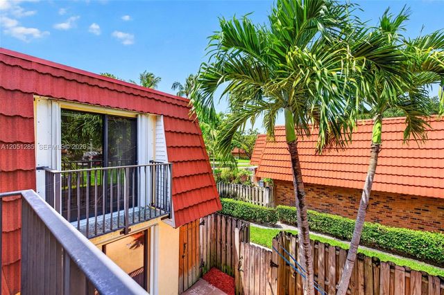 719 NW 98th Cir, Plantation, FL 33324