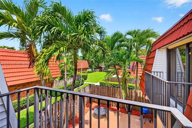 719 NW 98th Cir, Plantation, FL 33324