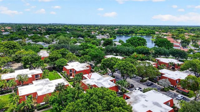 719 NW 98th Cir, Plantation, FL 33324
