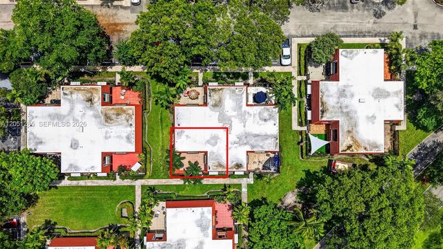 719 NW 98th Cir, Plantation, FL 33324