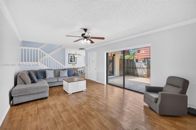 719 NW 98th Cir, Plantation, FL 33324