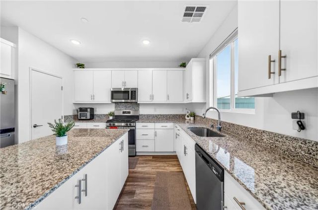 220 Hass Lane, Fallbrook, CA 92028