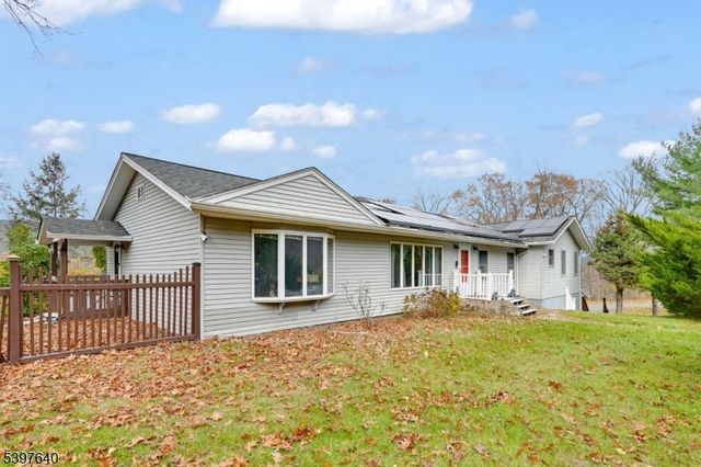 699 E Shore Rd, West Milford Twp., NJ 07421