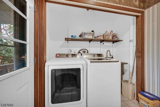 699 E Shore Rd, West Milford Twp., NJ 07421