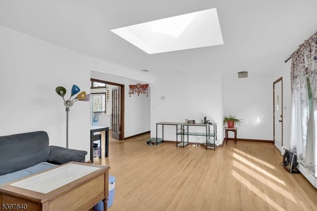 699 E Shore Rd, West Milford Twp., NJ 07421