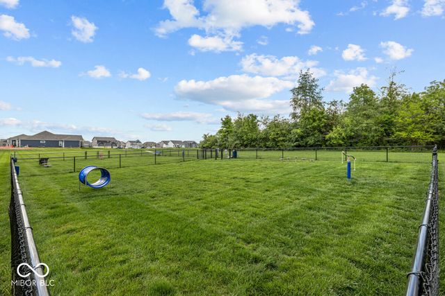 5001 Carmine Street, Brownsburg, IN 46112