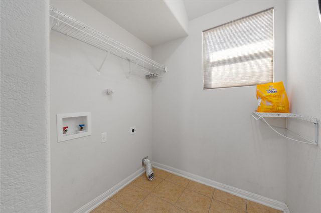 2046 Ridge View DR, San Marcos, TX 78666