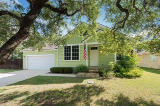 2046 Ridge View DR, San Marcos, TX 78666
