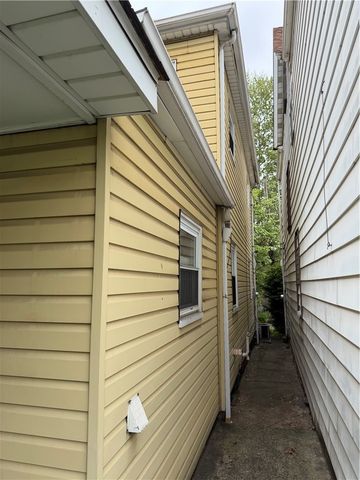 339 Ohio Ave, Glassport, PA 15045
