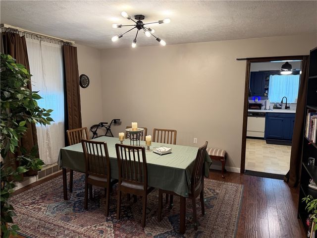 339 Ohio Ave, Glassport, PA 15045