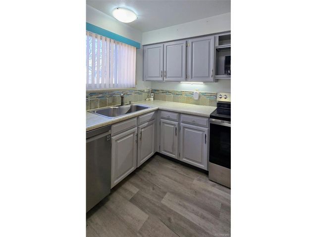 5597 W 75th Pl, Westminster, CO 80003