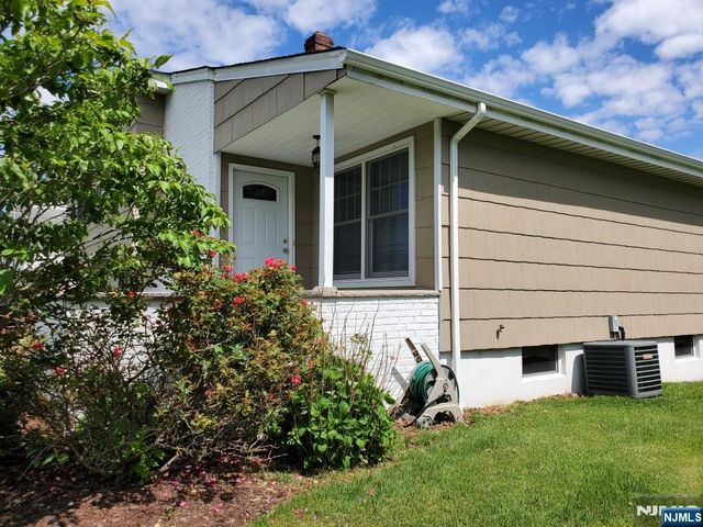 132 Chadwick Place, Glen Rock, NJ 07452