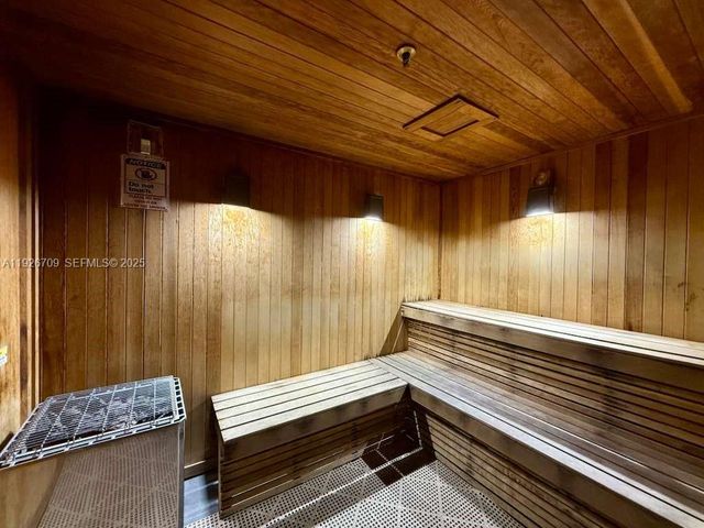 1850 S Ocean Dr 1405, Hallandale Beach, FL 33009