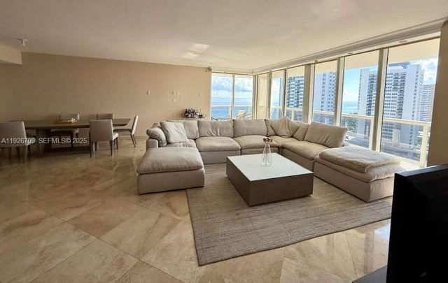1850 S Ocean Dr 1405, Hallandale Beach, FL 33009