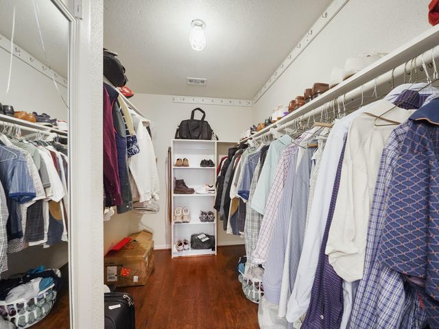 2239 Highland Hills Drive, Sugar Land, TX 77478