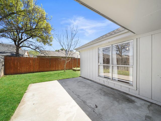 2239 Highland Hills Drive, Sugar Land, TX 77478