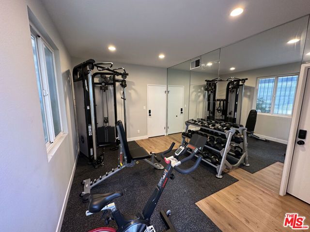 18645 Hatteras Street 263, Tarzana (los Angeles), CA 91356
