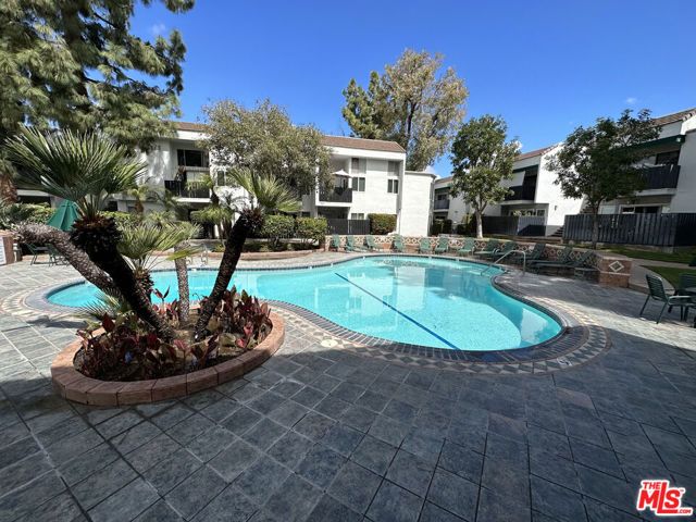 18645 Hatteras Street 263, Tarzana (los Angeles), CA 91356