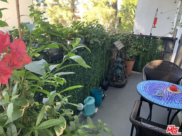 18645 Hatteras Street 263, Tarzana (los Angeles), CA 91356
