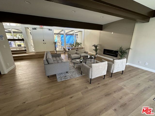 18645 Hatteras Street 263, Tarzana (los Angeles), CA 91356