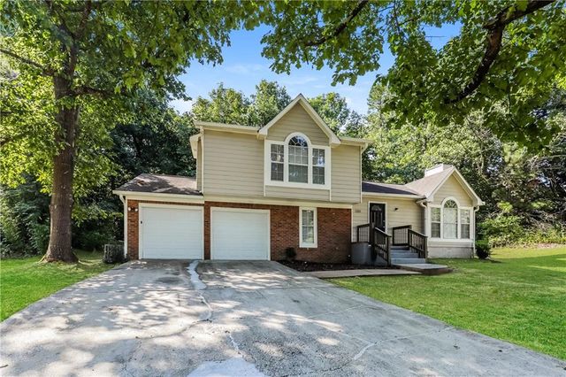 1361 Wrens Court, Jonesboro, GA 30238