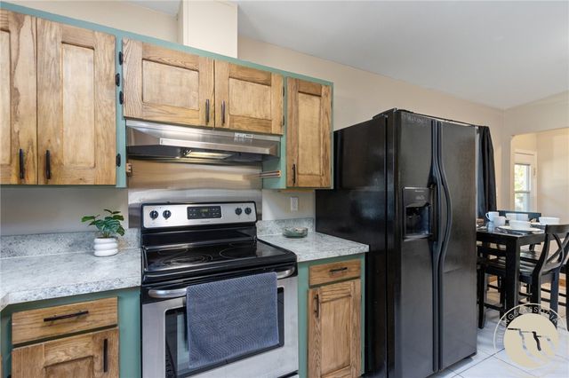 2124 Lewis AVENUE, Billings, MT 59102