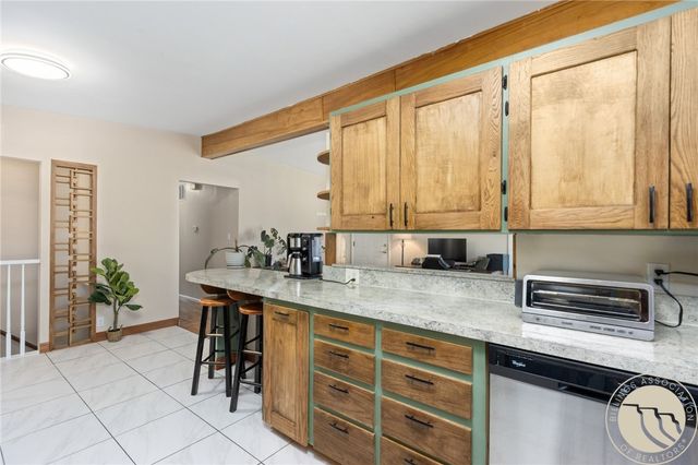 2124 Lewis AVENUE, Billings, MT 59102