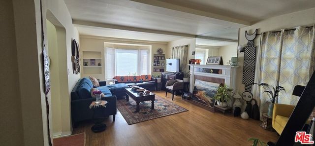 1013 S Curson Avenue, Los Angeles, CA 90019