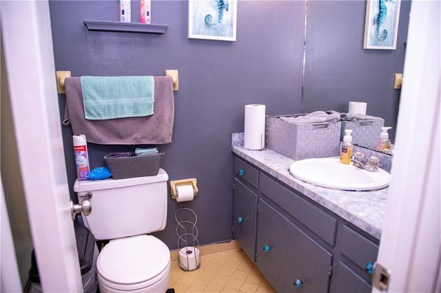 8230 Old Pascagoula Road, Theodore, AL 36582