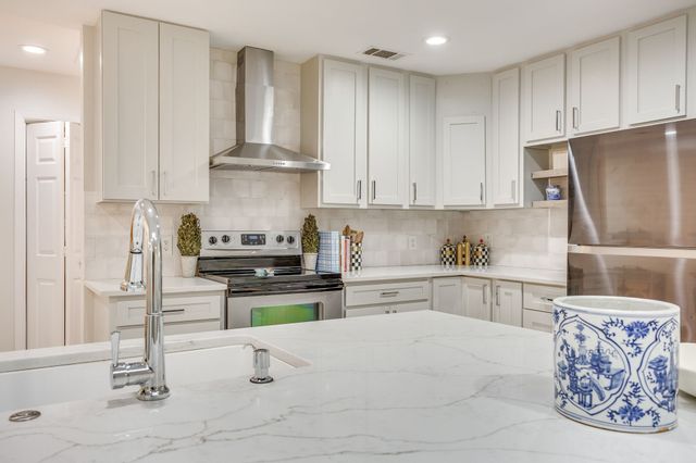 2541 Walsh Court, Fort Worth, TX 76109