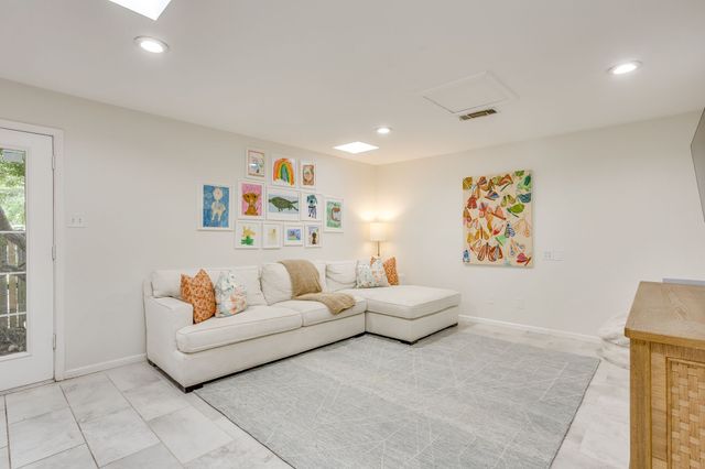 2541 Walsh Court, Fort Worth, TX 76109