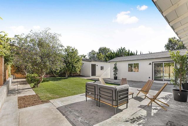 4948 Luna Dr, Oceanside, CA 92057