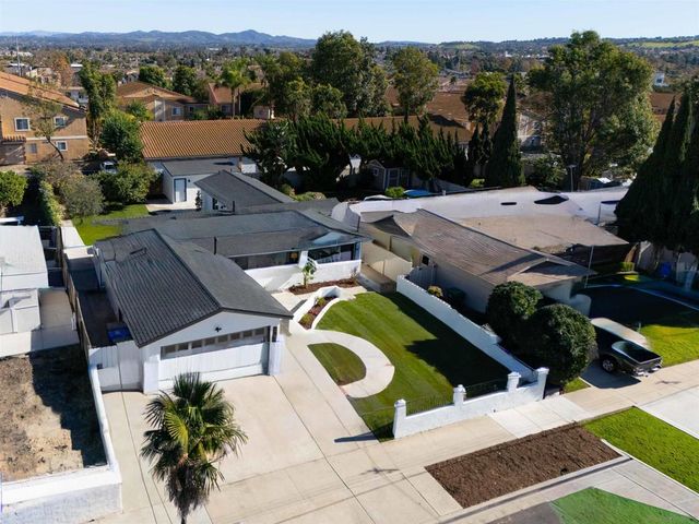 4948 Luna Dr, Oceanside, CA 92057