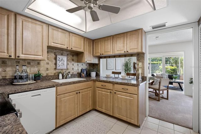 5244 MARSH FIELD ROAD 6, Sarasota, FL 34235