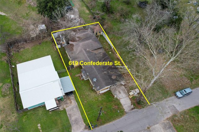 619 Confederate Street, Liberty, TX 77575