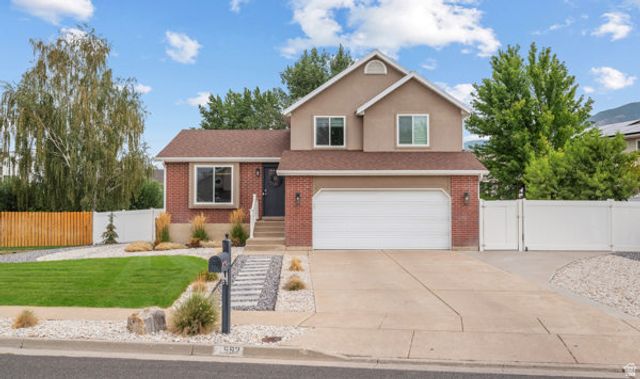 592 JIM BRIDGER DR, Centerville, UT 84014