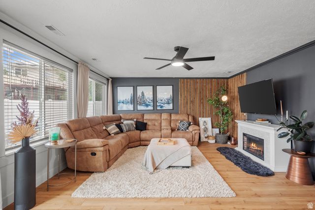 592 JIM BRIDGER DR, Centerville, UT 84014