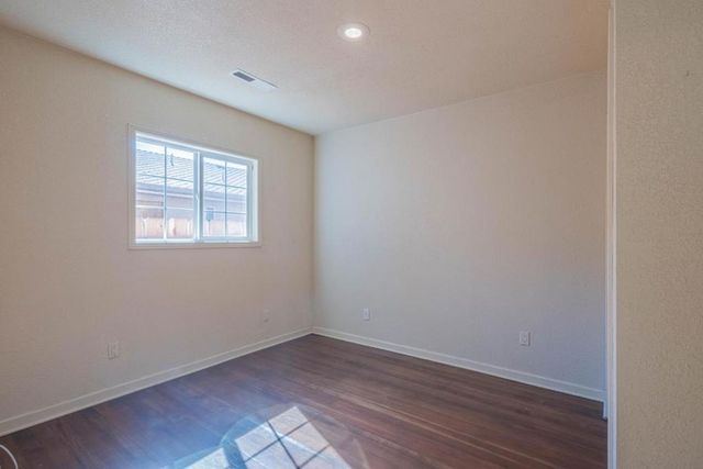 40 Oak Street, Salinas, CA 93901