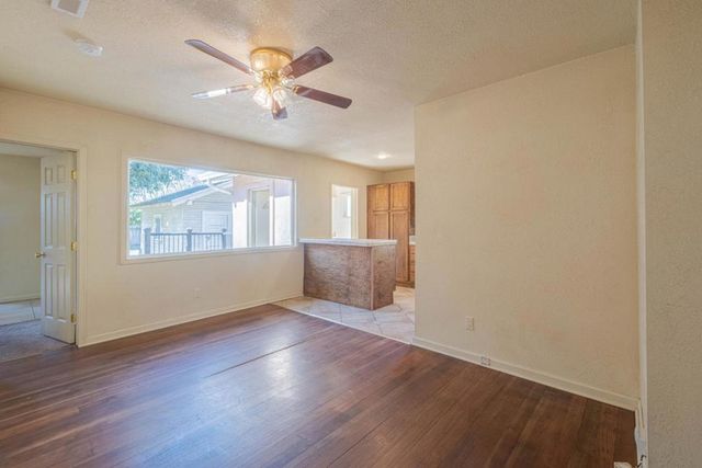 40 Oak Street, Salinas, CA 93901