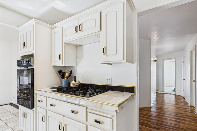 14 High Court, Shelter Cove, CA 95589