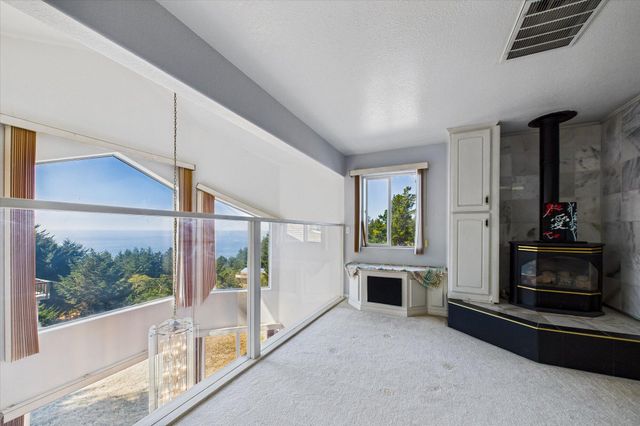 14 High Court, Shelter Cove, CA 95589