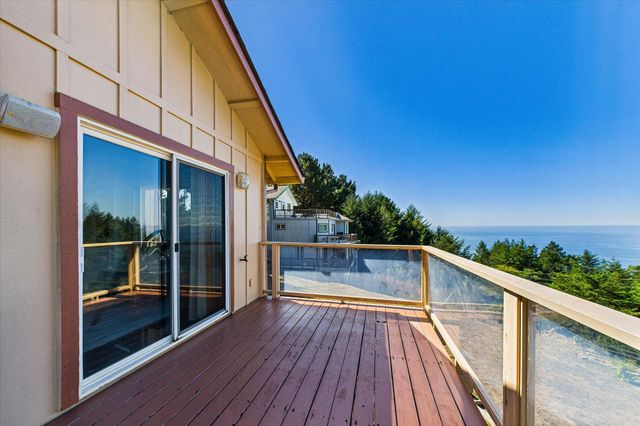 14 High Court, Shelter Cove, CA 95589