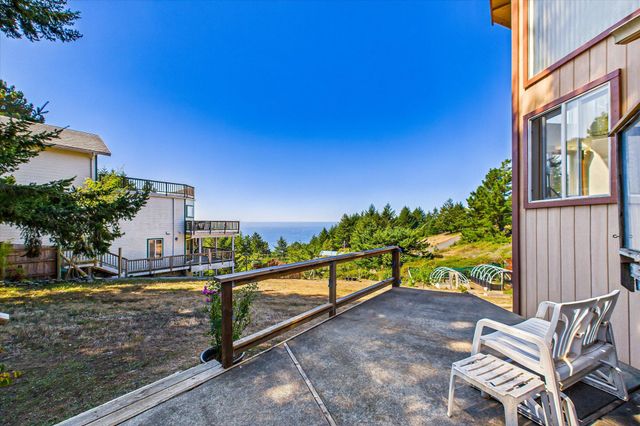 14 High Court, Shelter Cove, CA 95589