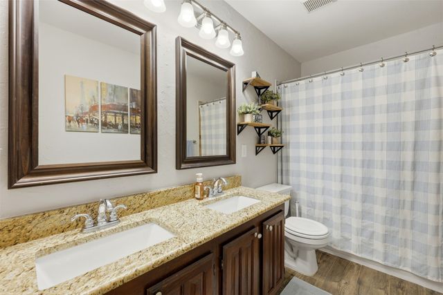 3623 Canyon Oaks Drive, Carrollton, TX 75007