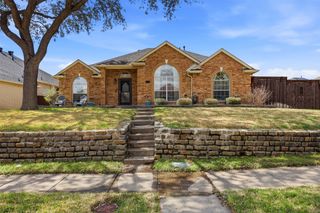 3623 Canyon Oaks Drive, Carrollton, TX 75007