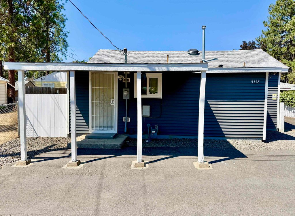 5318 N Maple St, Spokane, WA 99205 photo 5
