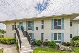 251 Palm Dr Apt 2, Naples, FL 34112